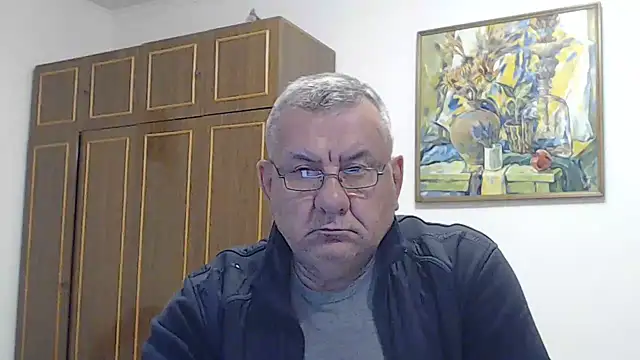XXX chat uživo modela machomale3