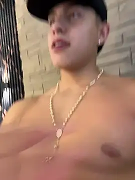 Онлайн чат XXX Lander_Cruz