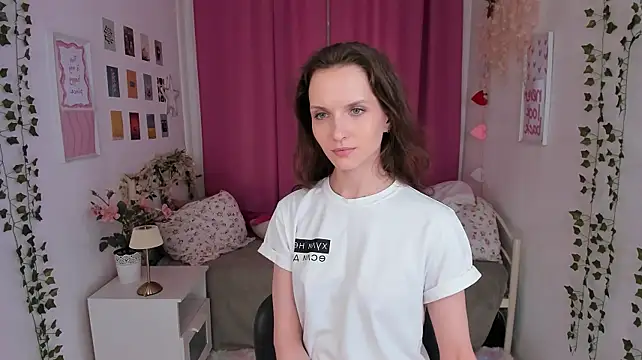 Ariadna_Shy: онлайн-секс-чат