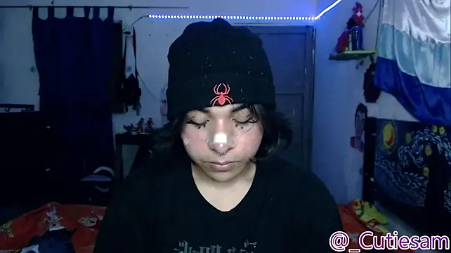 Pertunjukan Kamera Web Cutie_Sam
