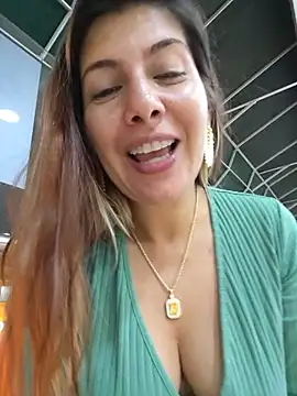 scarlett_moore Adlı Modelin Web Kamerası Şovu