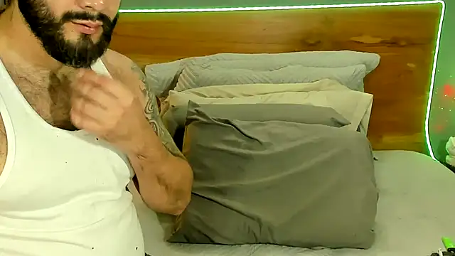 Prometeo-grizzly's Live XXX Chat