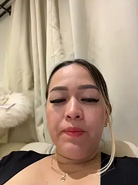 Danielavegax 即時 XXX 聊天