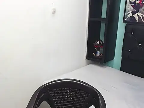 XXX chat uživo modela brayan__hot__