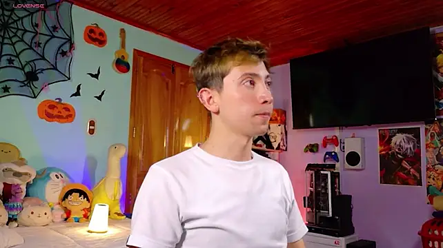 הופעת וובקאם של Chris_Blake_
