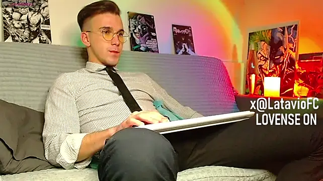 Živý XXX chat Midnighter_