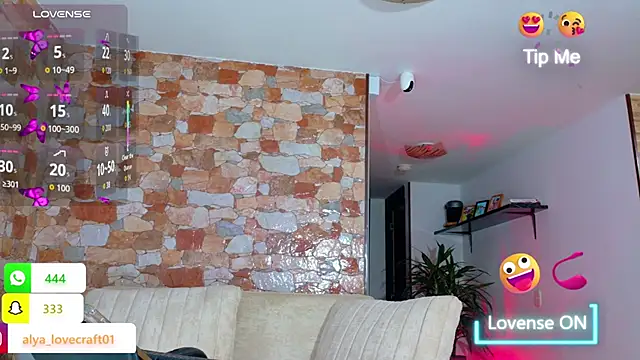 Show modela alya_lovecraft02 na web-kameri
