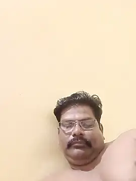 Vilge-star Chat XXX in diretta