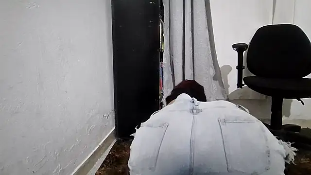 JBond007BBC XXX чат на живо