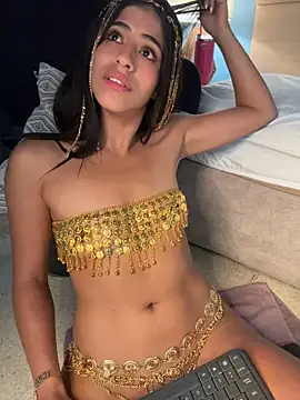 itsarabella Adlı Modelin Canlı XXX Sohbeti