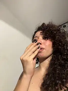 دردشة Cutecurly الجنسية المباشرة