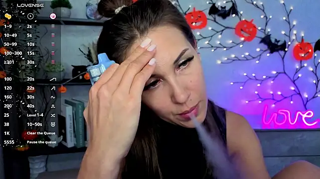 Chatroom XXX en direct de DreamVelour