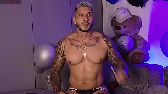 Živý XXX chat Seth_Vegaa