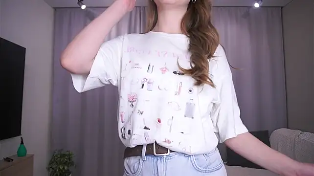Živý XXX chat YolandaThorpe