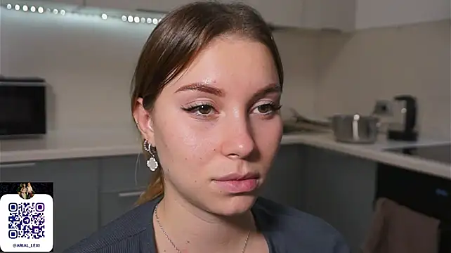 Živý XXX chat Sairallyn
