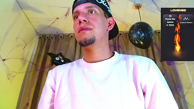 Chat XXX Live _Dominic_Smith_