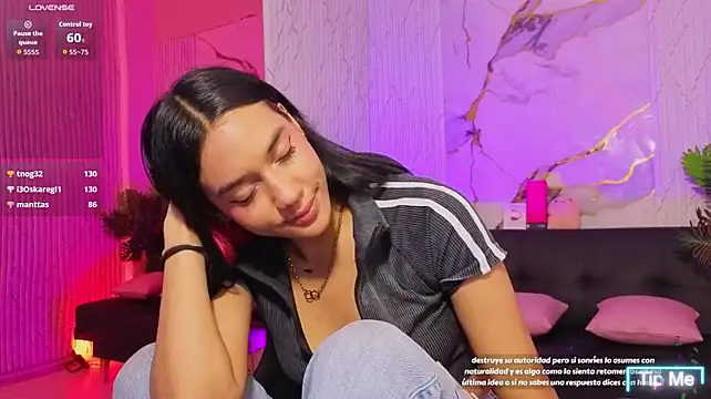 Živý XXX chat artemiss_tay