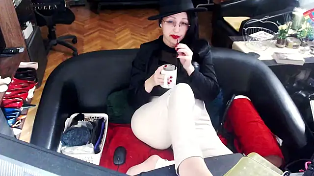 Chat XXX en directo de Imperatriza