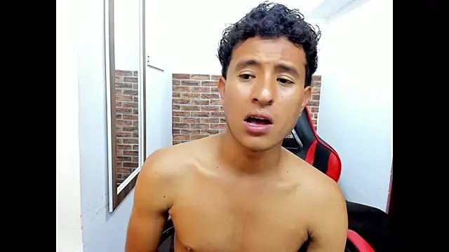 WIZARD-ALESSANDRO Live XXX Chat