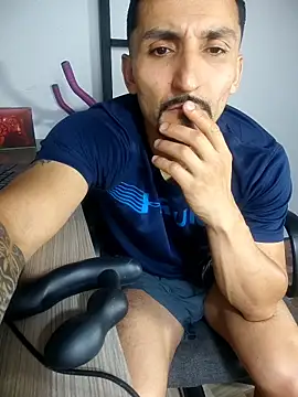 Marck_Muscle Adlı Modelin Canlı XXX Sohbeti