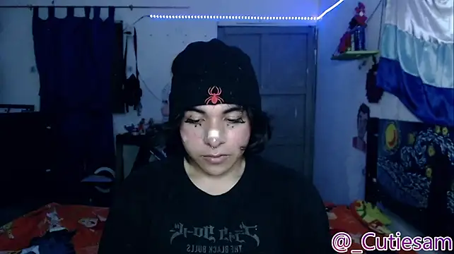Онлайн чат XXX Cutie_Sam