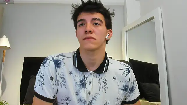 XXX chat uživo modela Austinbolt