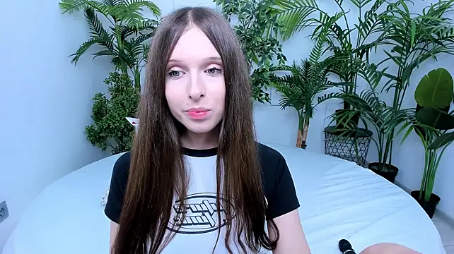 dark_k1tty's Live XXX Chat