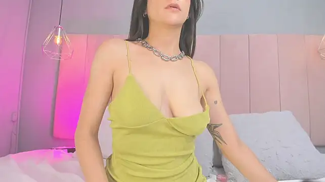 Layla_Alamiri Chat XXX in diretta