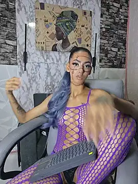 Queen_Cuarxxo লাইভ XXX চ্যাট