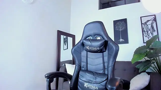 XXX chat uživo modela Justin_kingX7