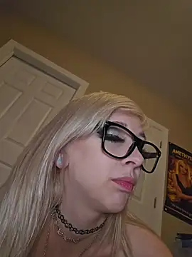 XXX chat uživo modela AmethystFoxx