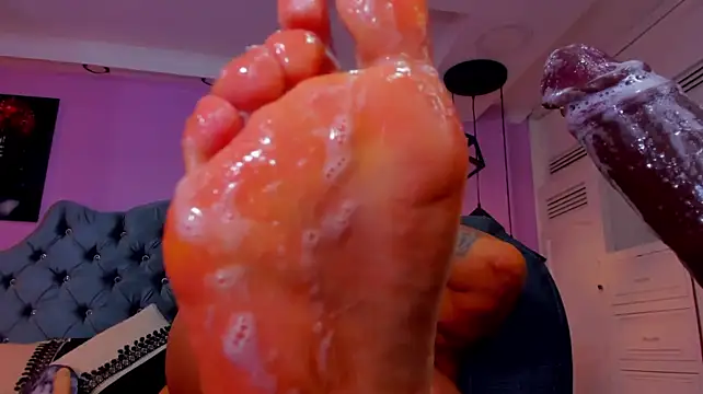 Kadarah's Live XXX Chat