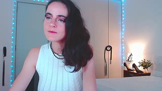 Czat XXX na żywo – Musume_