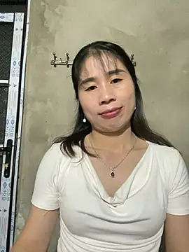 Chat XXX en directo de tinacum012