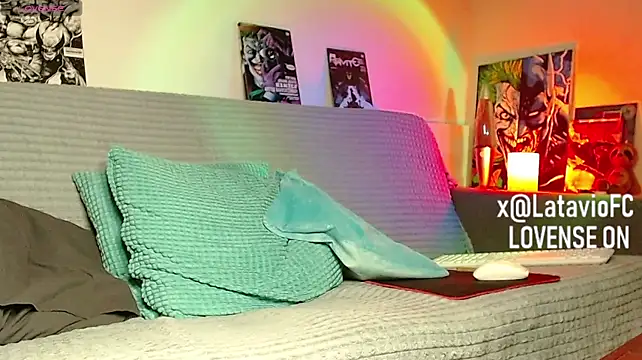 Živý XXX chat Midnighter_