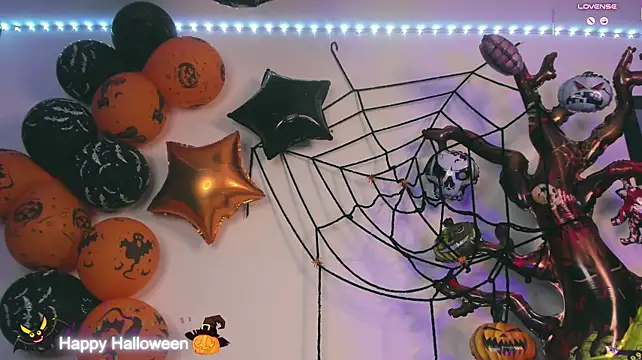 Maggie_1's Live XXX Chat