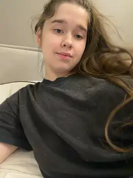 HornyGirlH's Live XXX Chat