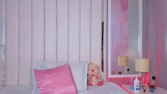 Živý XXX chat Emilly_Chan