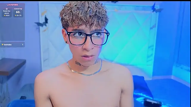 Živý XXX chat shikimori_