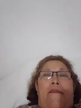 Cessi50 Adlı Modelin Canlı XXX Sohbeti