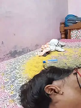Webkamerová show Seela_bhabhi09