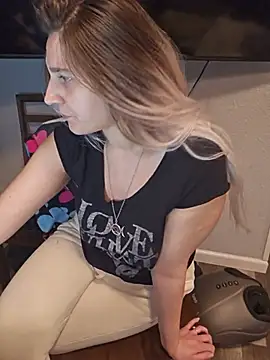 ScarletsWeb – Live XXX-chat