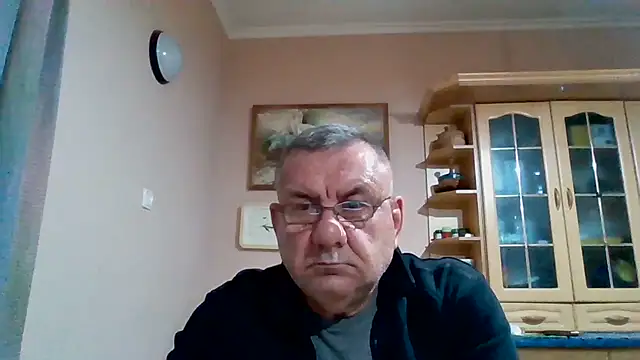 machomale3's Live XXX Chat