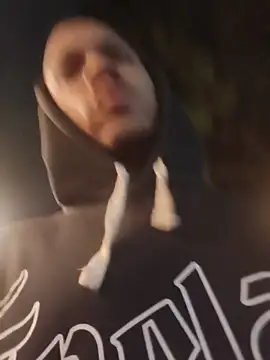 AlphaMasterXxx XXX чат на живо