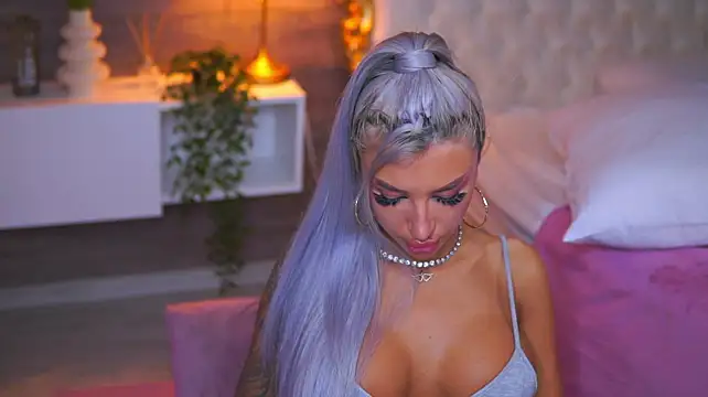 Juicy_Jessye's Live XXX Chat