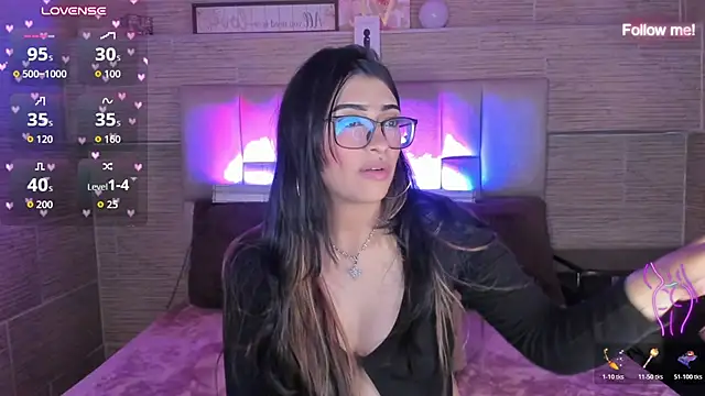 mia_devine_'s Live XXX Chat