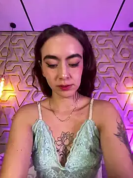 Chat +18 de MelanyyJhonson15 ao vivo
