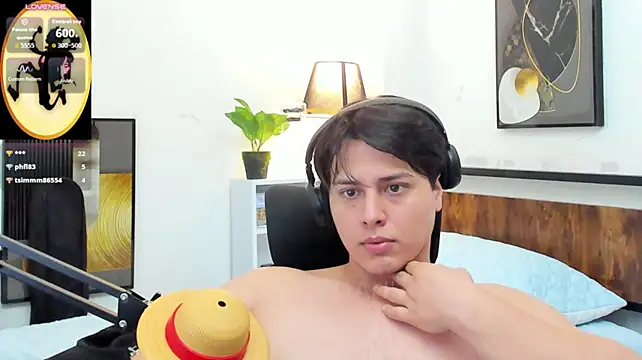 Živý XXX chat Thom_Ohtani