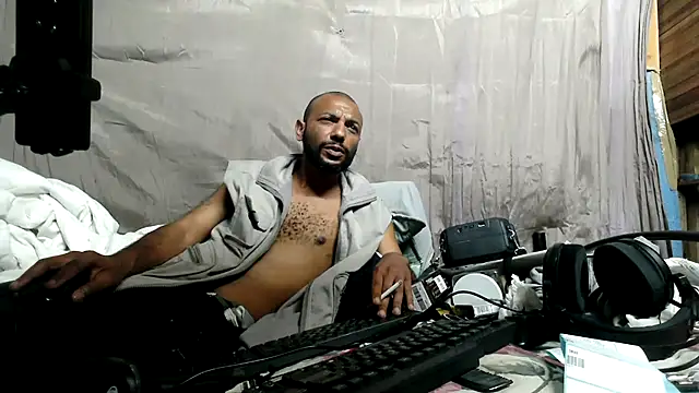 Živý XXX chat Camodick