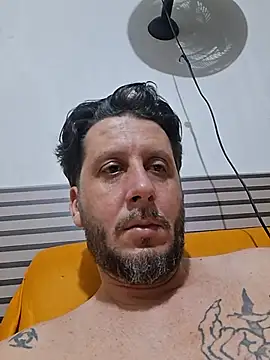 COROADOTADOCASADO's Live XXX Chat